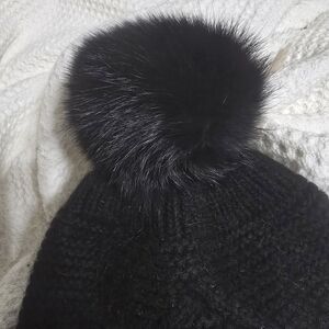 Surell Black Knit Beanie With Rabbit Fur